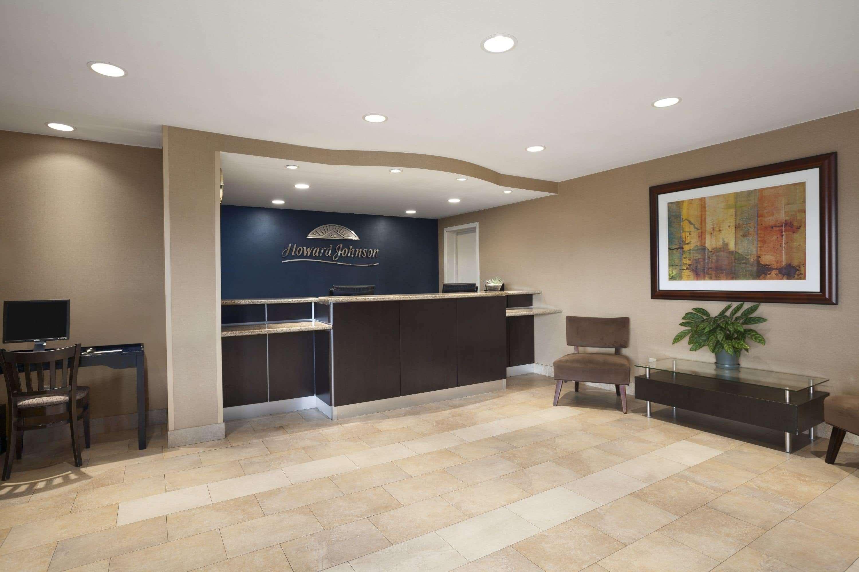 Howard Johnson By Wyndham Sea World San Diego